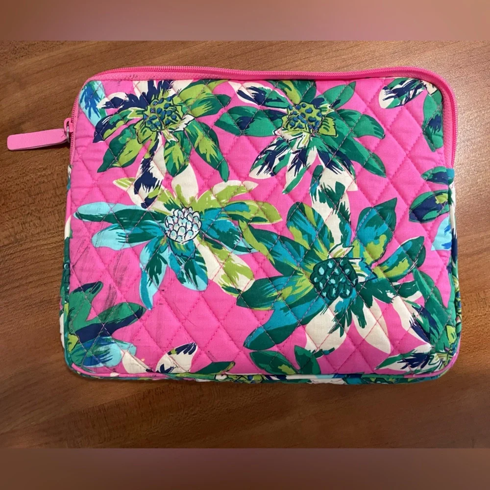 VERA BRADLEY iPad cover